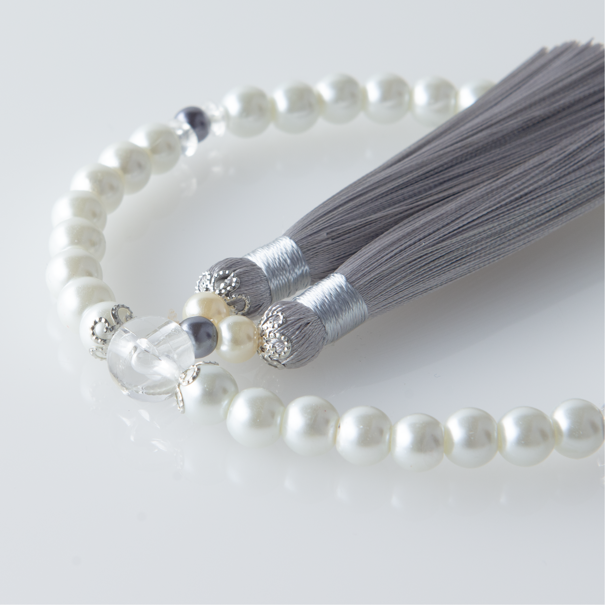 華すずか ホワイト貝パール 薄墨色(うすずみいろ)