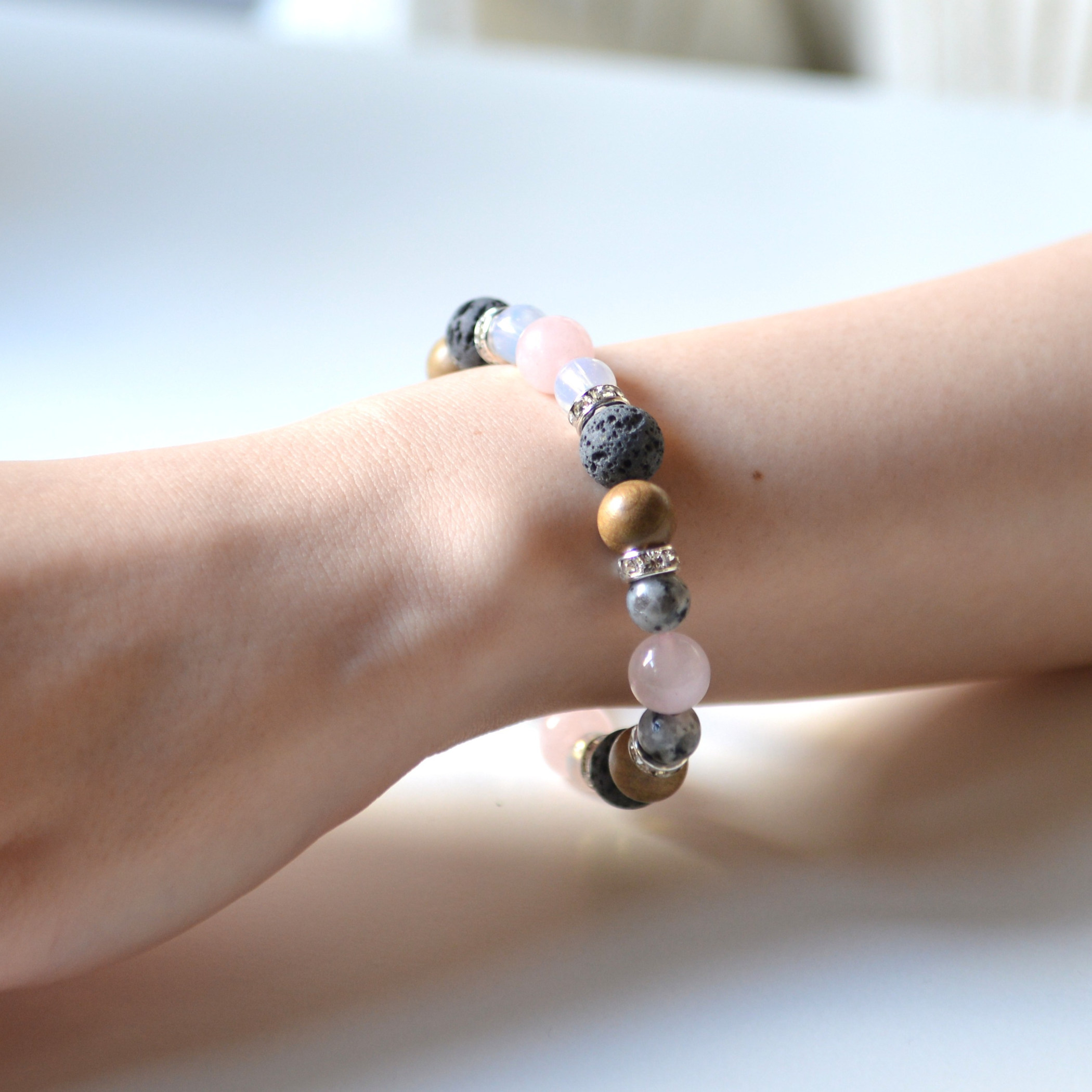 縁-Enishi-/富士の溶岩石