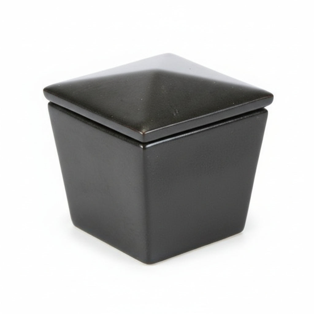 仏具 磁器カク - 株式会社 お仏壇 手と手