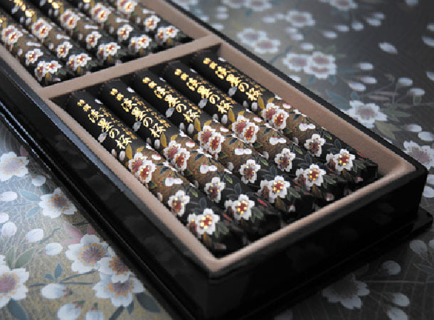 線香 特撰淡墨の桜 贈答用10入 塗箱