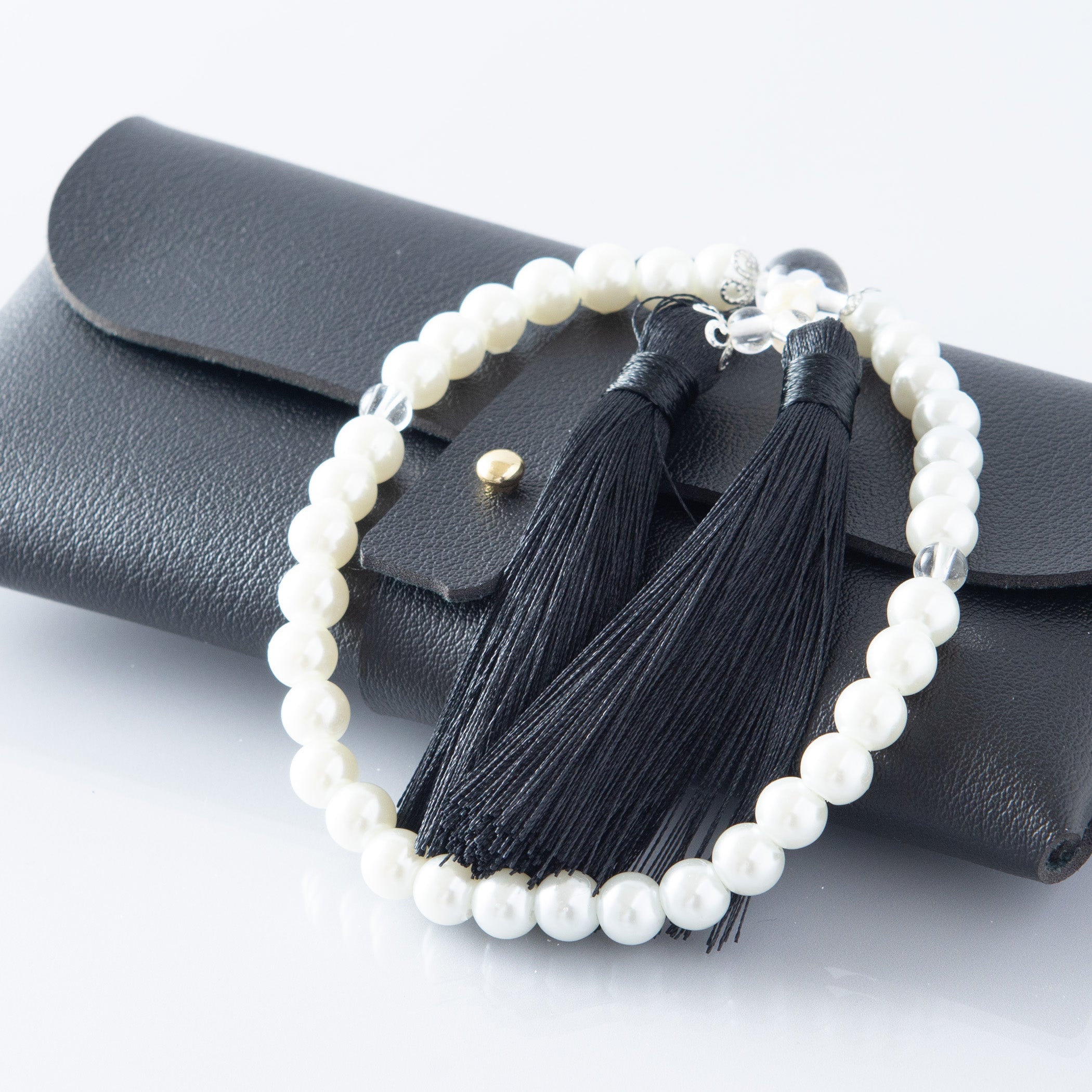 華すずか ホワイト貝パール 本水晶 ヴェルベットシルク房