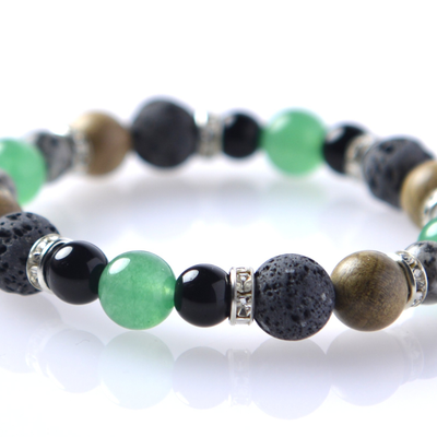 基-Motoi-／富士の溶岩石