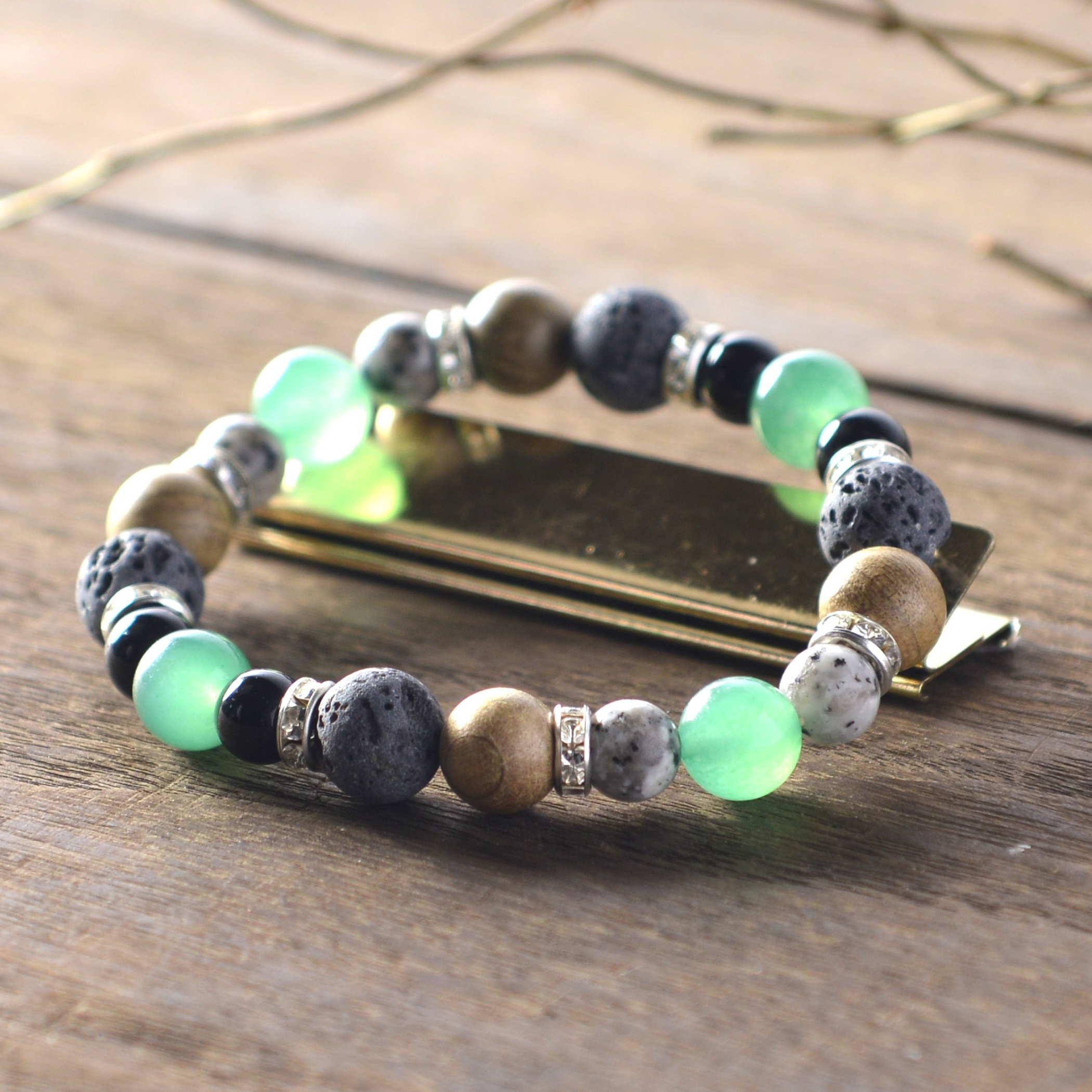 基-Motoi-／富士の溶岩石