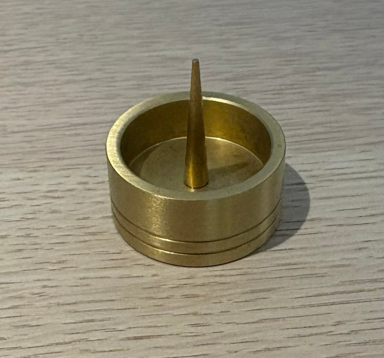 ローソク金具